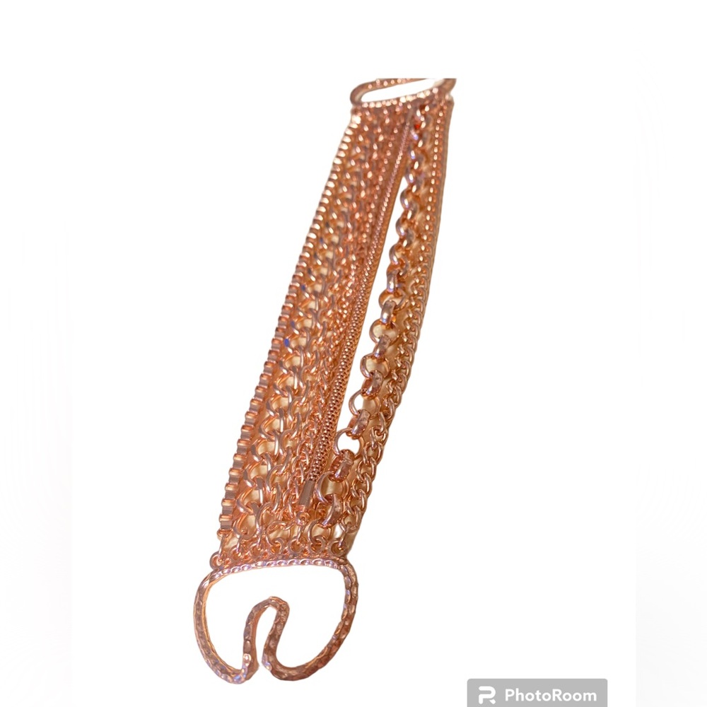 beautiful bracelet, condition: new, rose gold metal color,